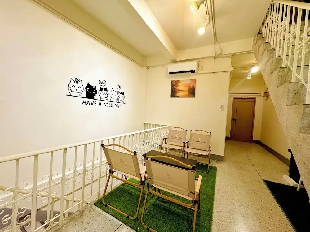 Charming Hostel
