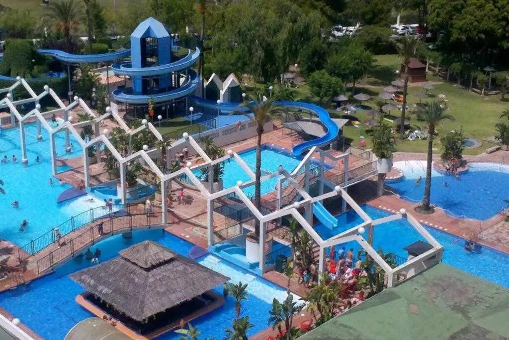 Benal Beach 907