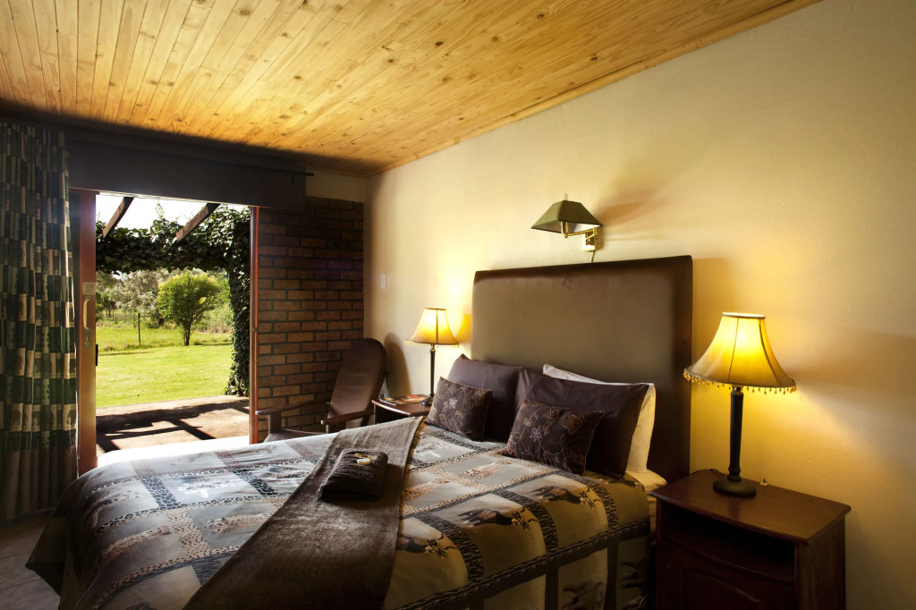 Airport Bird & Game Lodge