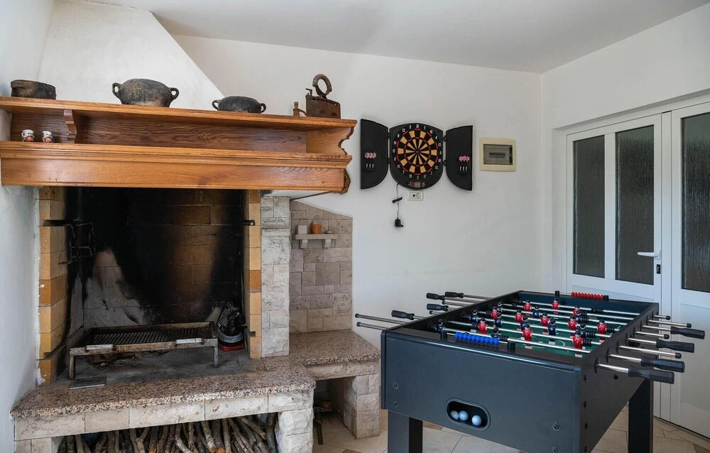 Gorgeous Home In Marcana