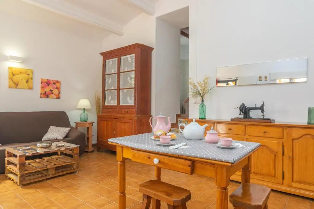 Casa Dina