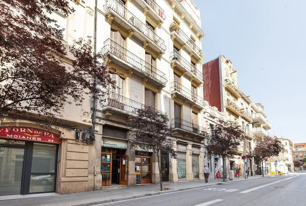 Moianes Apartment by Olala Homes