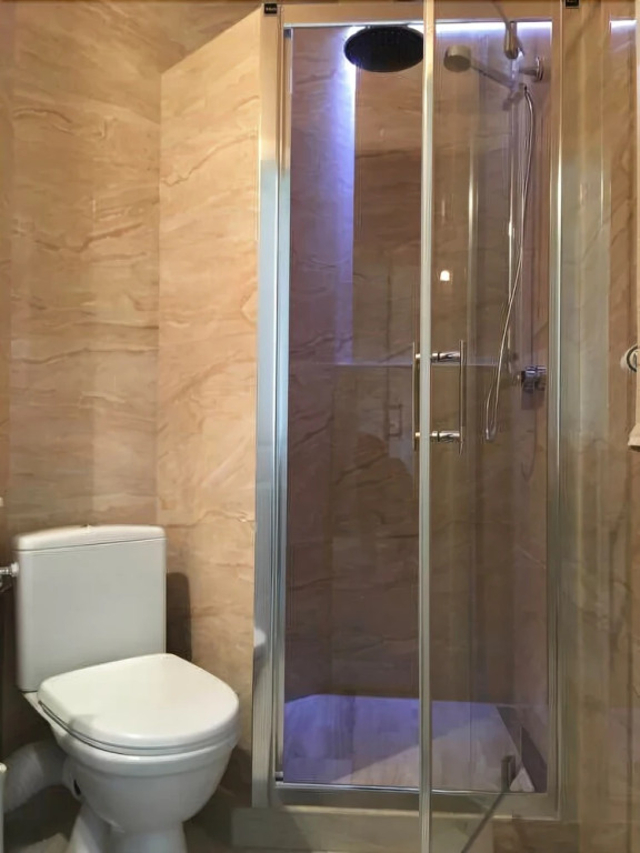 Penguin Apartments City Center Drobnera