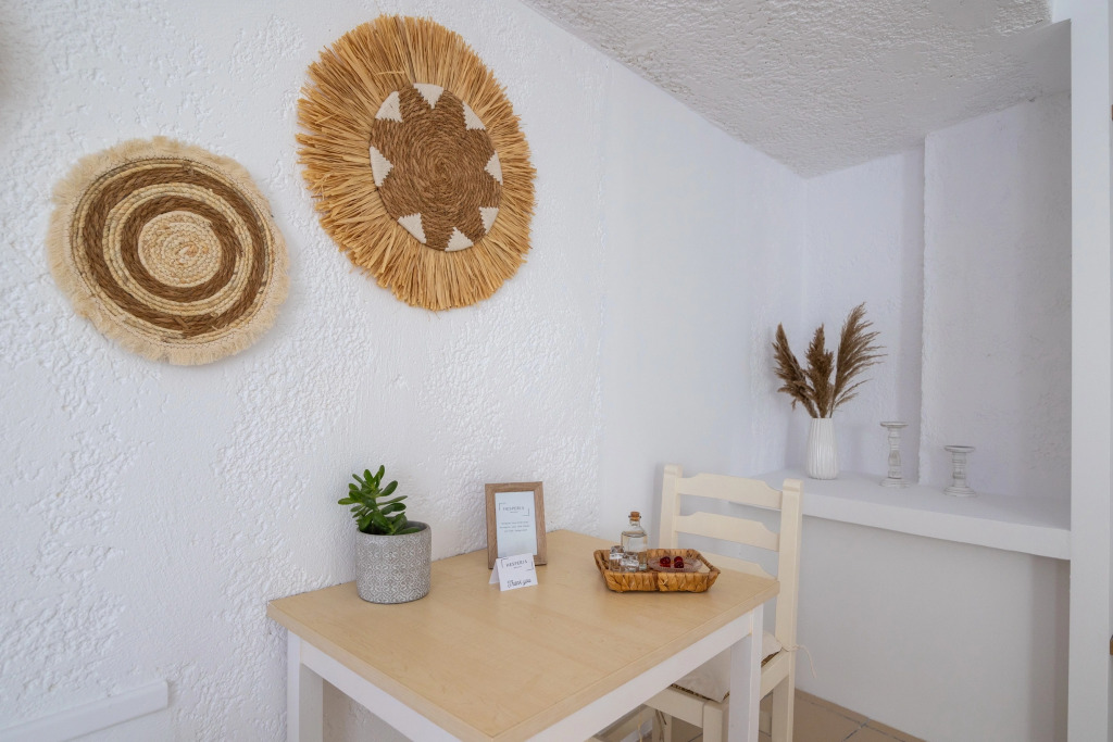 Hesperia Apartments by Estia