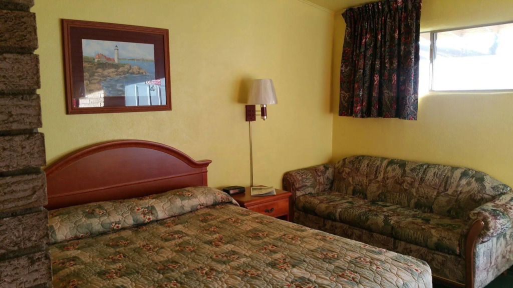 Budget Inn