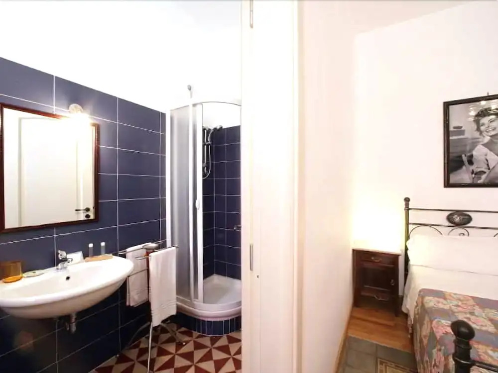 Kore Rooms