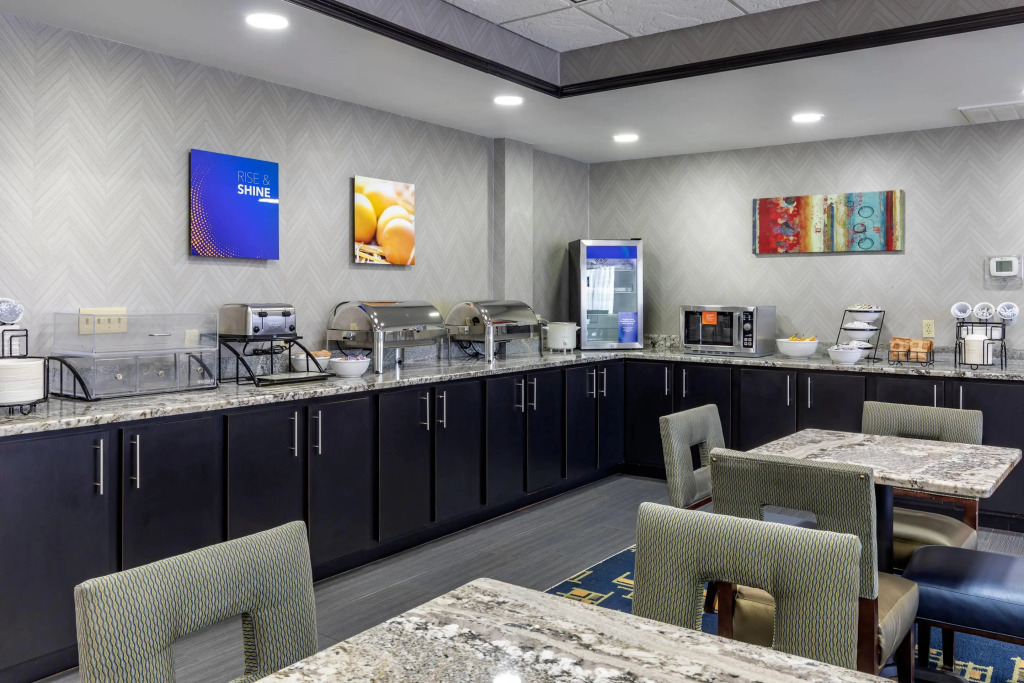 Comfort Inn & Suites Pauls Valley - City Lake