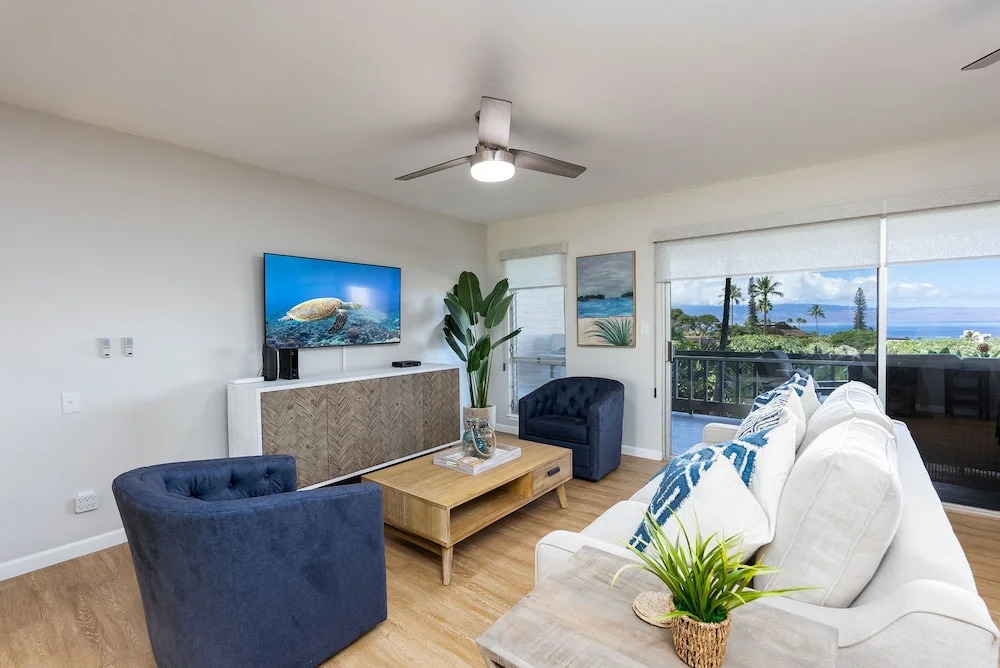 Kaanapali Plantation 3 bedroom 2.5 baths OceanView 3 Condo by RedAwning