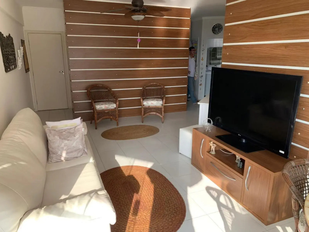 Apartamento em Caraguatatuba em Frente a Praia para 9 pessoas