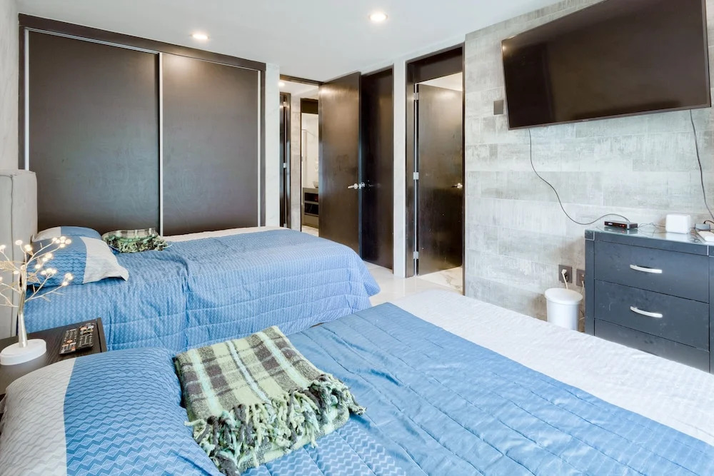 Homey 2BD w Gym Cibeles La Roma