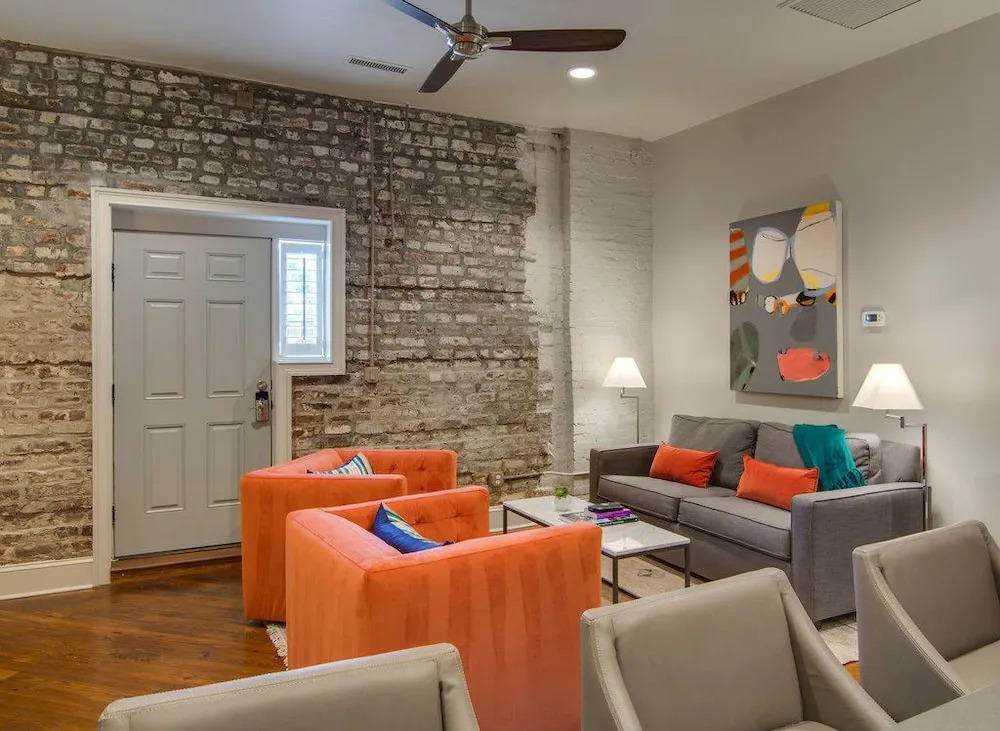 563 King Signature Apartments