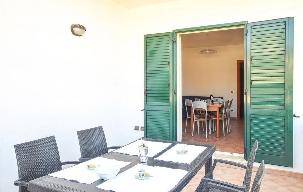 Nice Apartment in Scalea With Outdoor Swimming Pool, Wifi and 2 Bedrooms