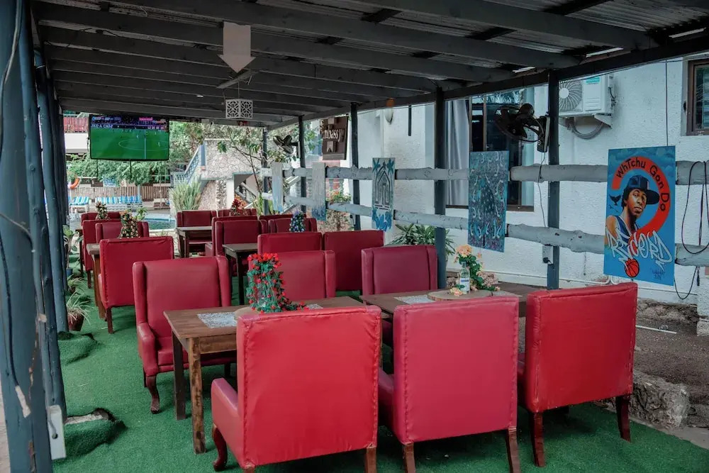 Serene Annex Hotel and Apartment