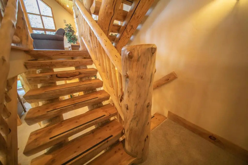 Goldenrod Home 6