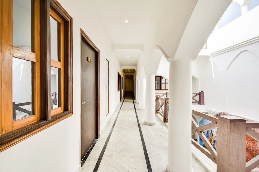 Capital O 23129 Chelsea Palace
