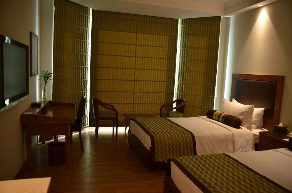 The LaLiT Traveller- Airport hotel