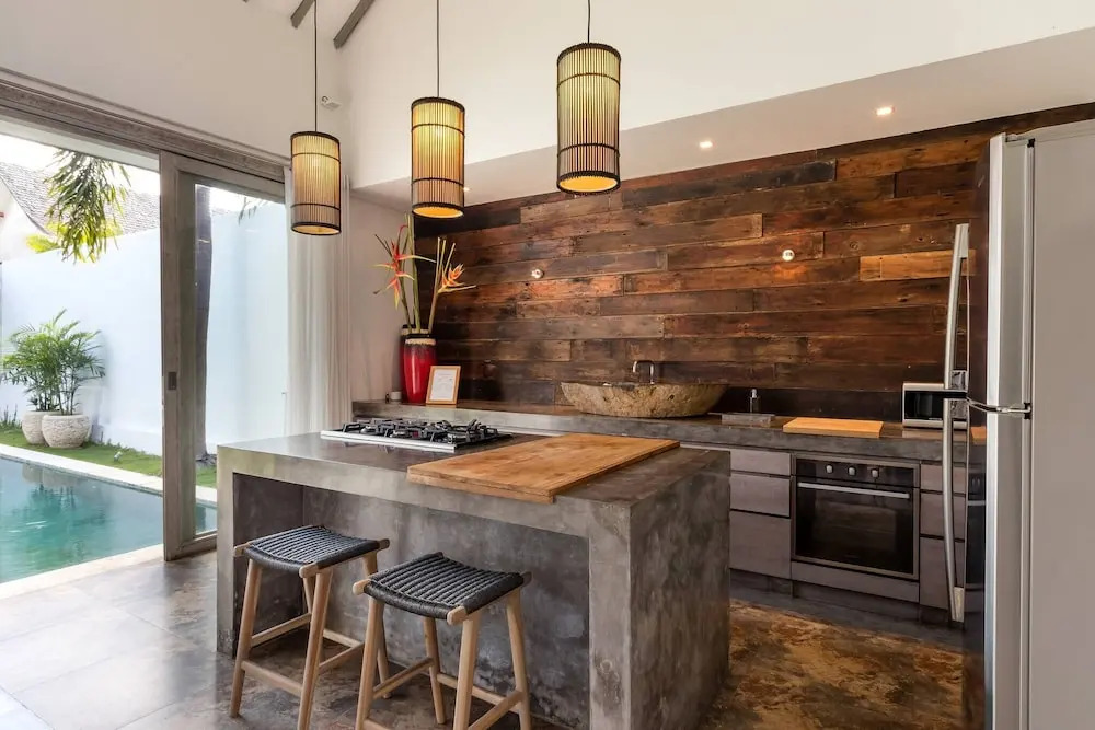 Villa Mia by Villa Finder
