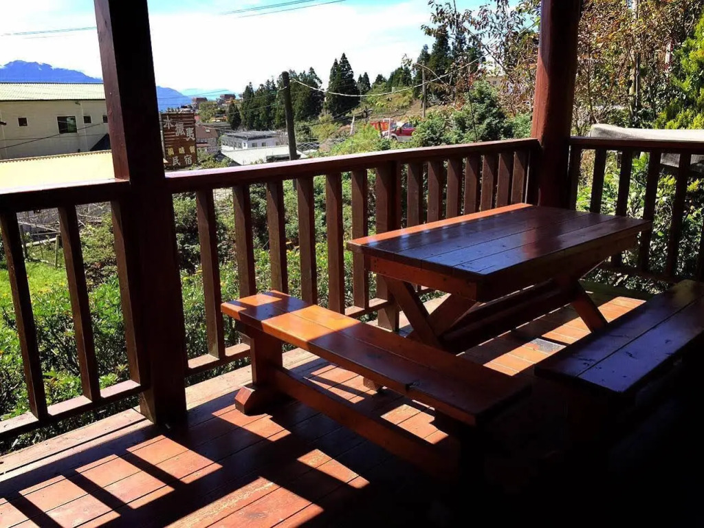 Julie's Garden - Skyhill Guesthouse