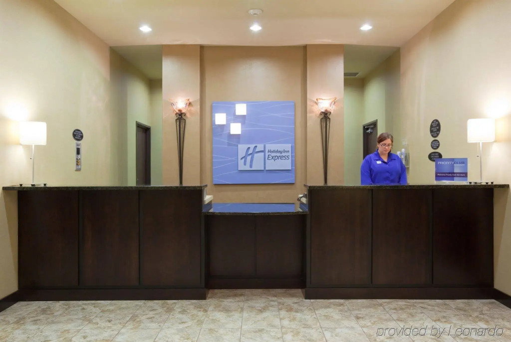 Holiday Inn Express Hotel & Suites Eau Claire North by IHG
