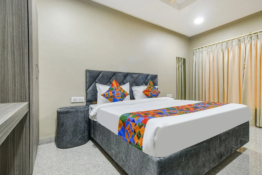 Fabhotel Classic Inn