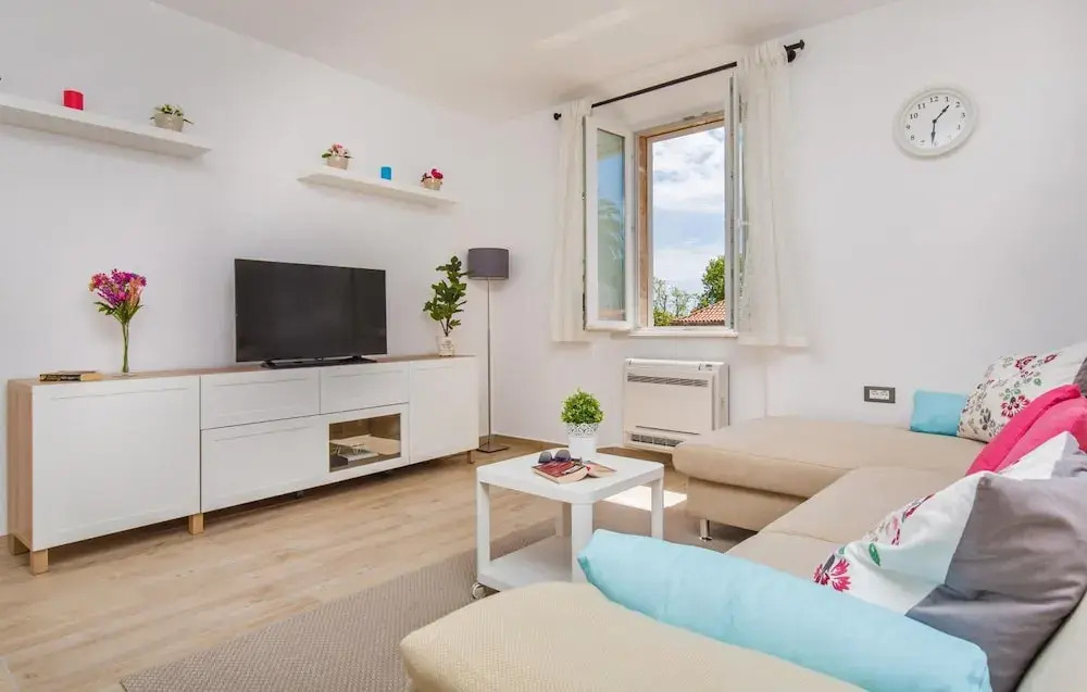 Porta Apartment and Rooms by Irundo