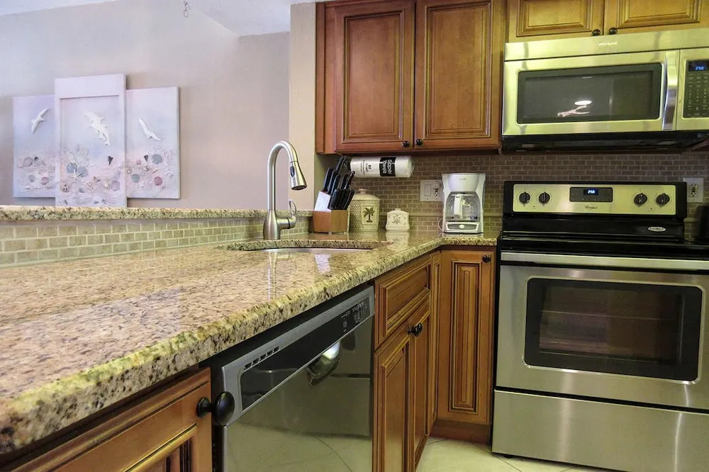 Carlos Pointe 512 2 Bedrooms 2 Bathrooms Condo