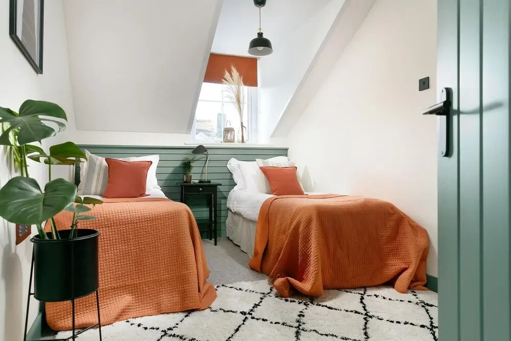 Host Stay Sussex Place
