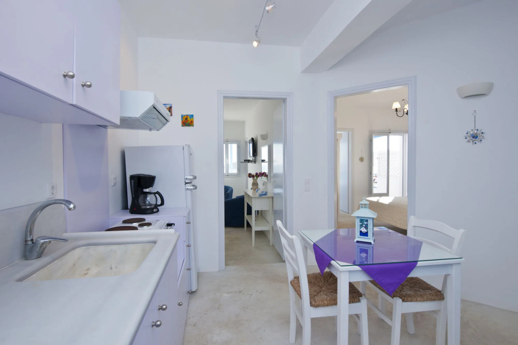 Blue Dolphin Antiparos Villas and Suites