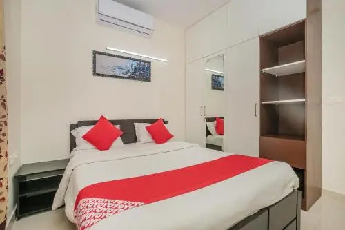 OYO 29079 Finesse International Guest House