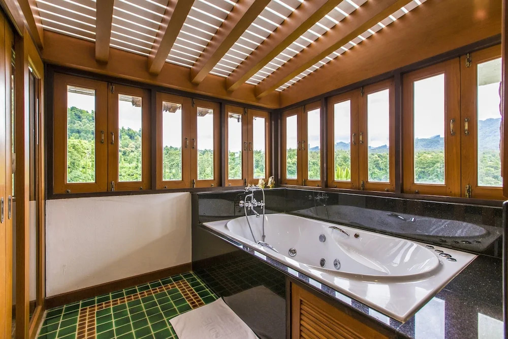 E-Outfitting Valley Resort
