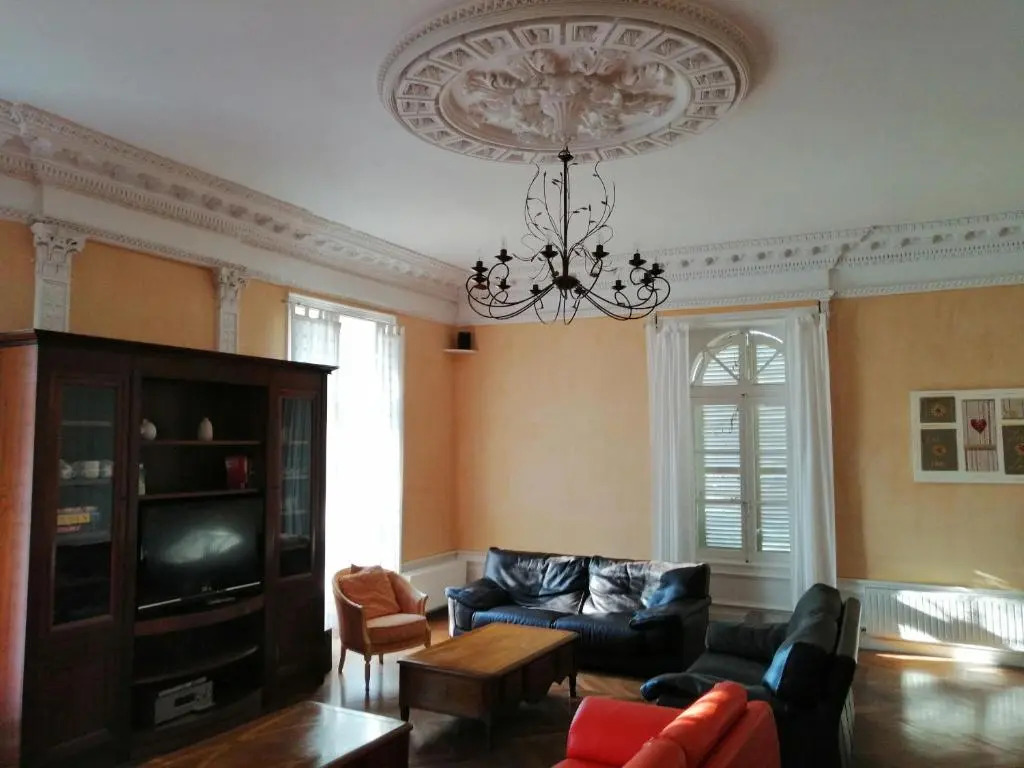 Maison Précigné, 8 Pièces, 12 Personnes - Fr-1-410-262
