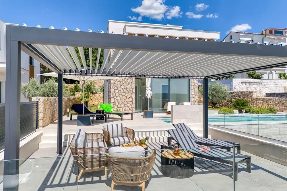 Luxury Seaview Villa Rosciola