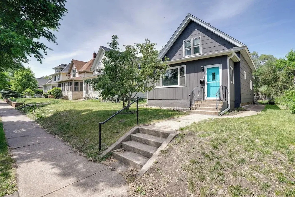 Pet-friendly Saint Paul Home Near Allianz Field!