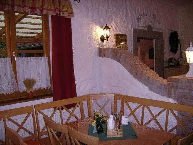 Neues Gästehaus und Hotel-Pension zum Gmoana