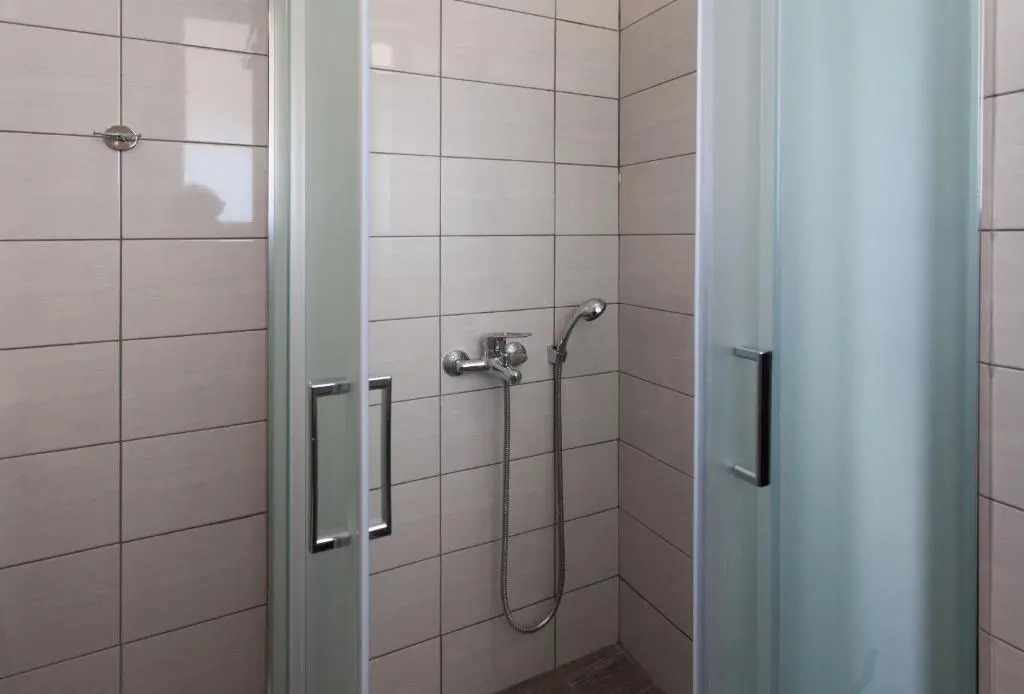 Modern art apt in Glyfada with sea view