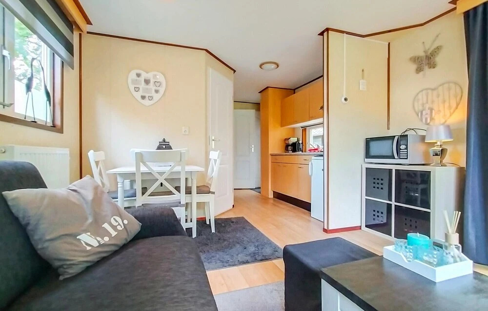 Gorgeous Home In Schoonloo With Wifi