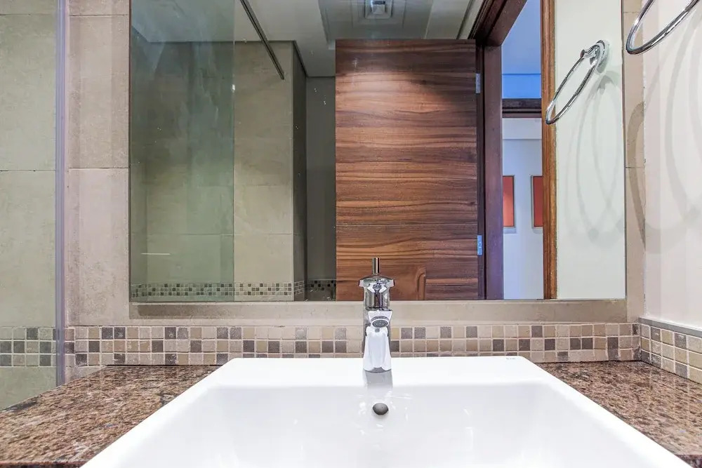 Luxurious 2BR Maids Eleganz Apt