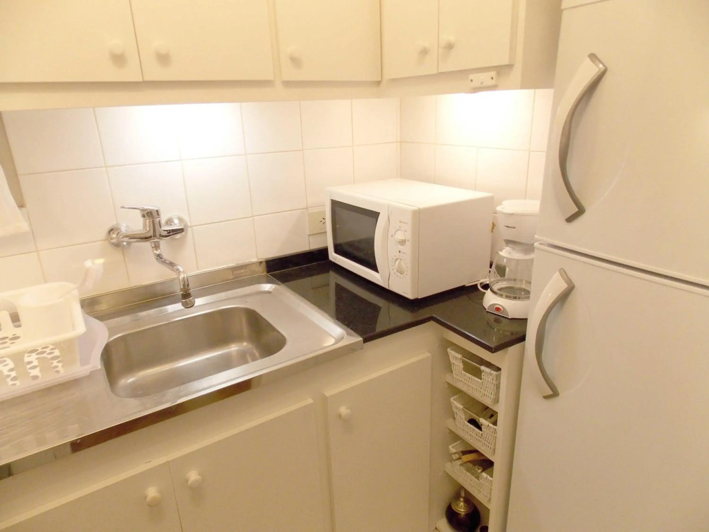 Cozy Recoleta Apartment with Balcony