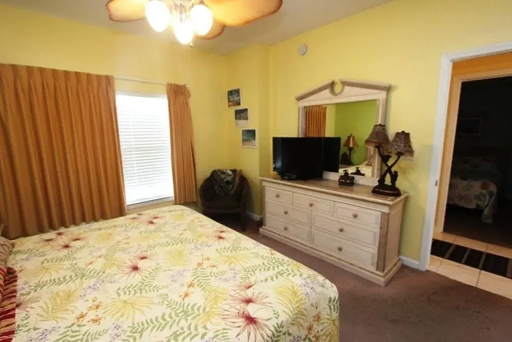 Majestic Sun 612A - 2 Br home by RedAwning