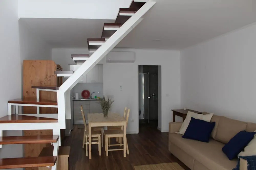 New Apartment Near Amoreiras by Rental4all