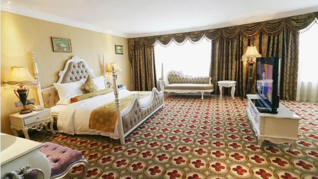 Taishan Jos Hotel