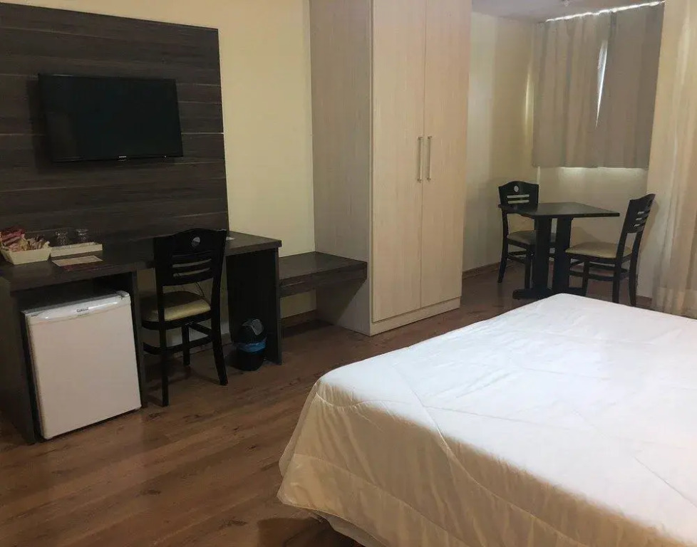 Athos Hotel