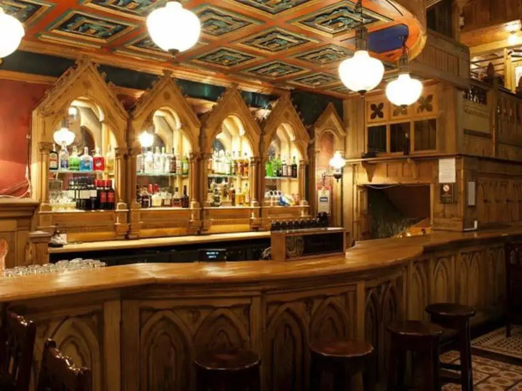 Carlton George Hotel
