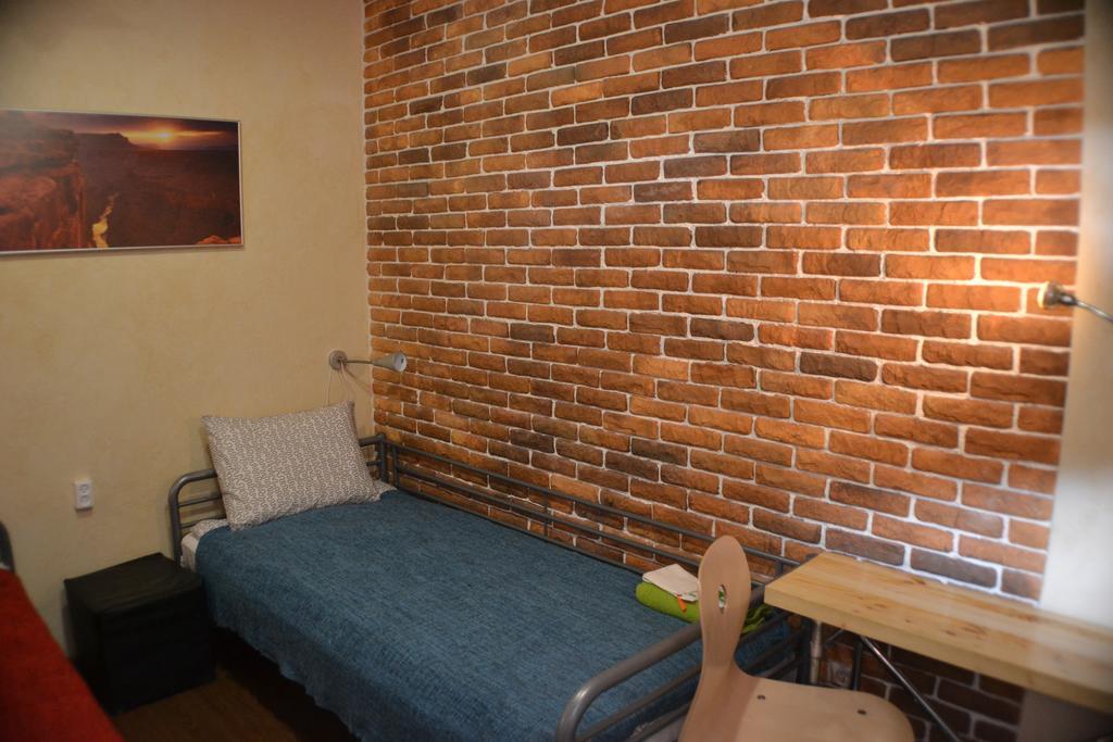 Отель Traveler's Hotel