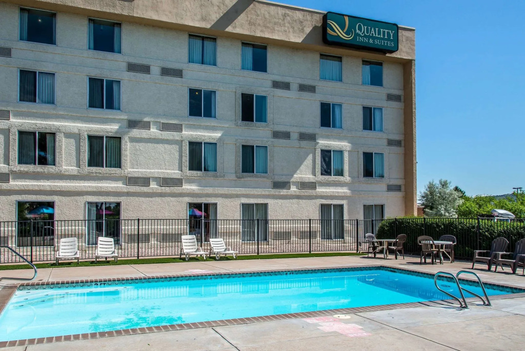 Quality Inn & Suites Garden Of The Gods