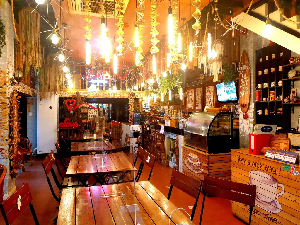 EL Navi Surftown