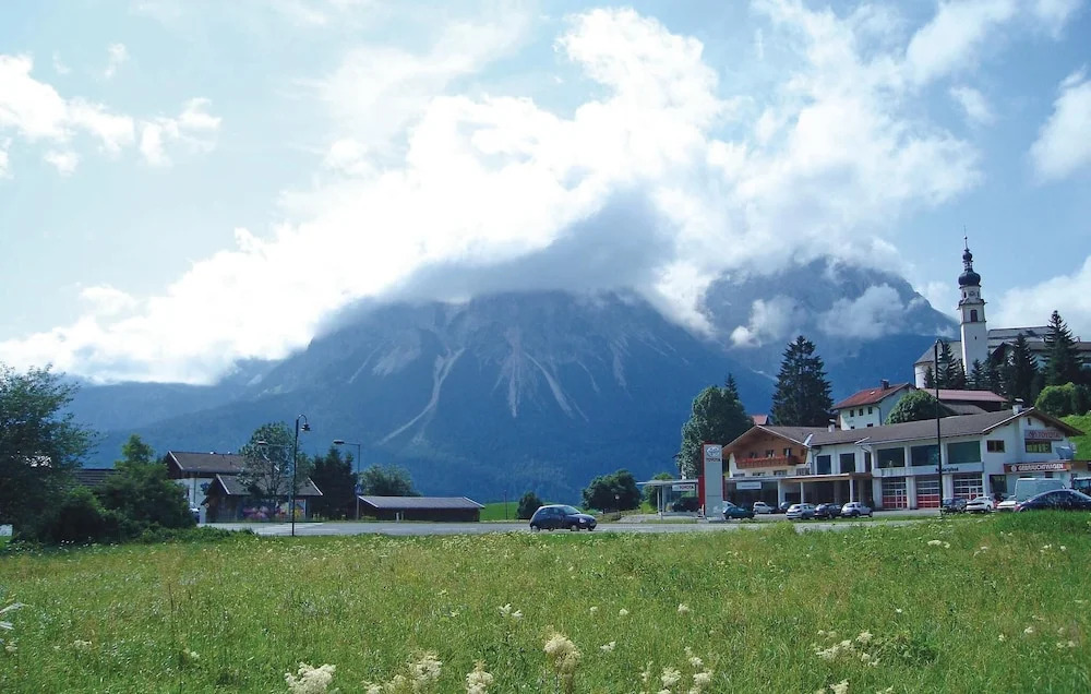 Beautiful Apartment in Lermoos With 1 Bedrooms