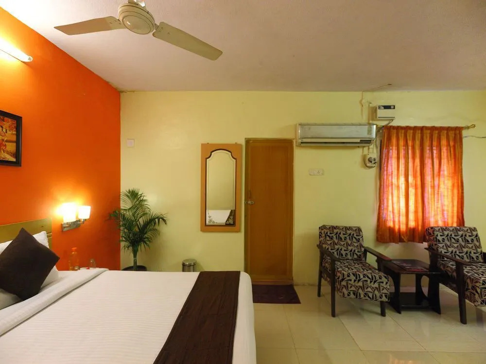 OYO 8033 T Nagar