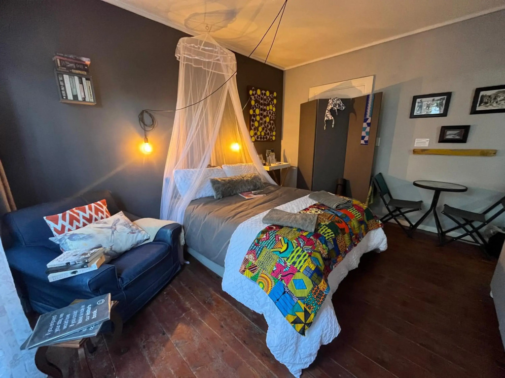 Seaside Getaway @ Swallow House Suite #1