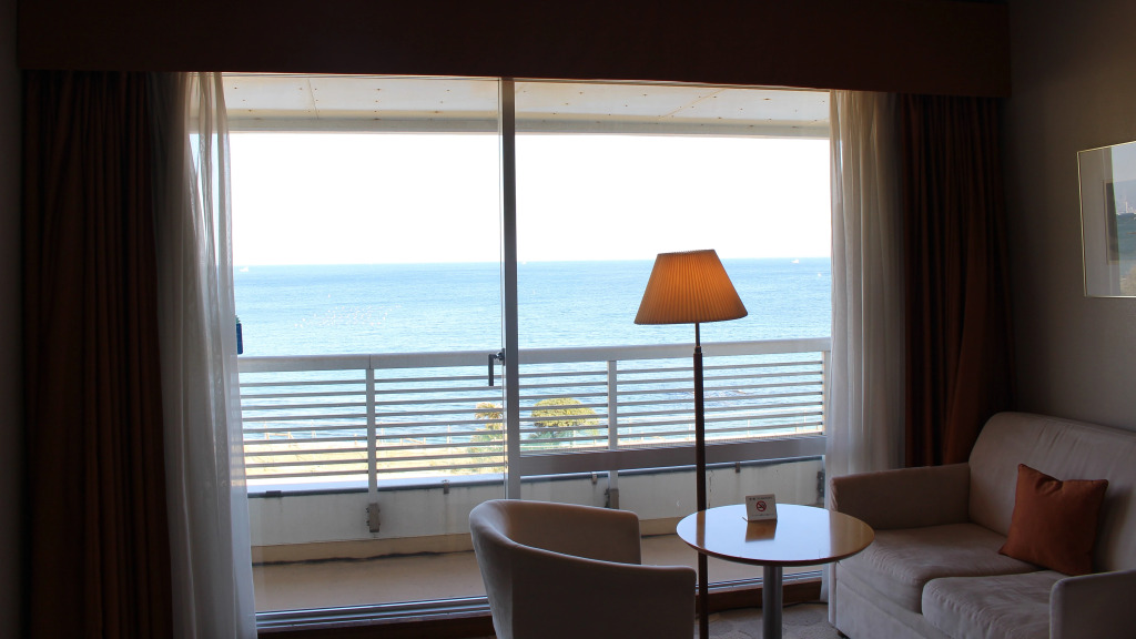 La vista Yokosuka Kannonzaki Terrace